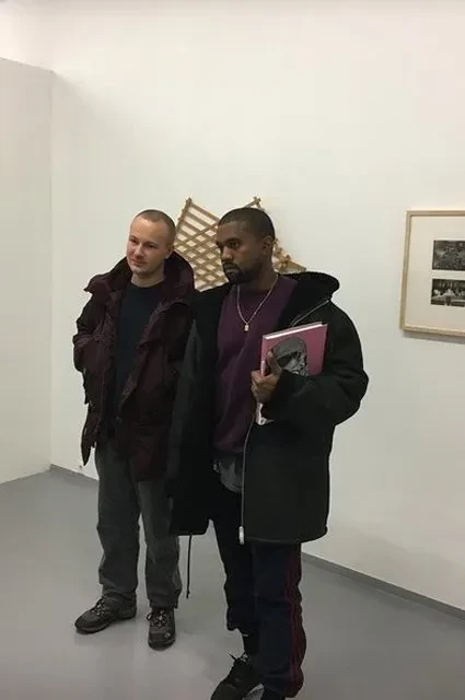 Гоша Рубчинский сообщил о прекращении работы с Канье Уэстом на фоне скандала вокруг рэпера